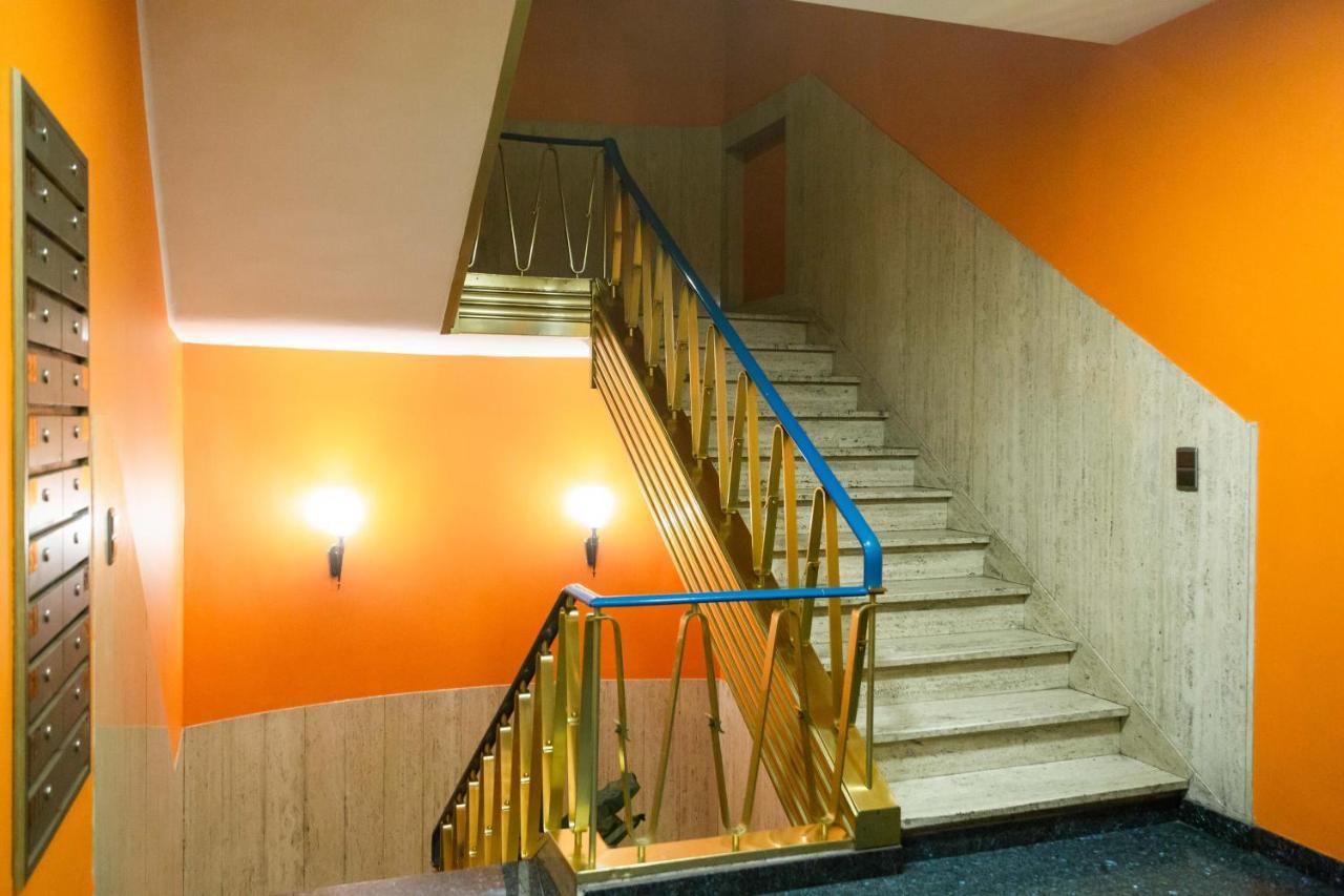 Wellness Apart Hotel Saint-Josse-ten-Noode Exterior photo