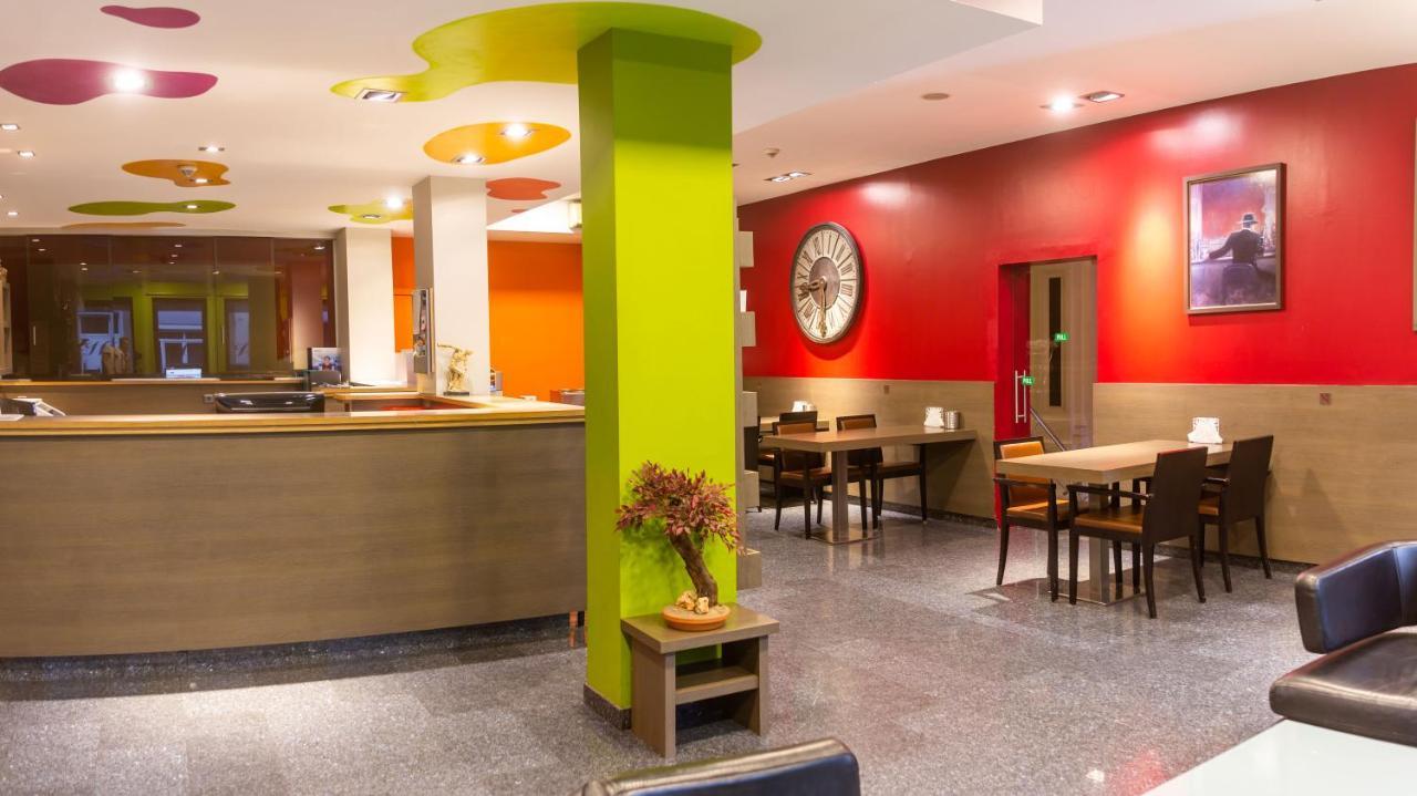 Wellness Apart Hotel Saint-Josse-ten-Noode Exterior photo